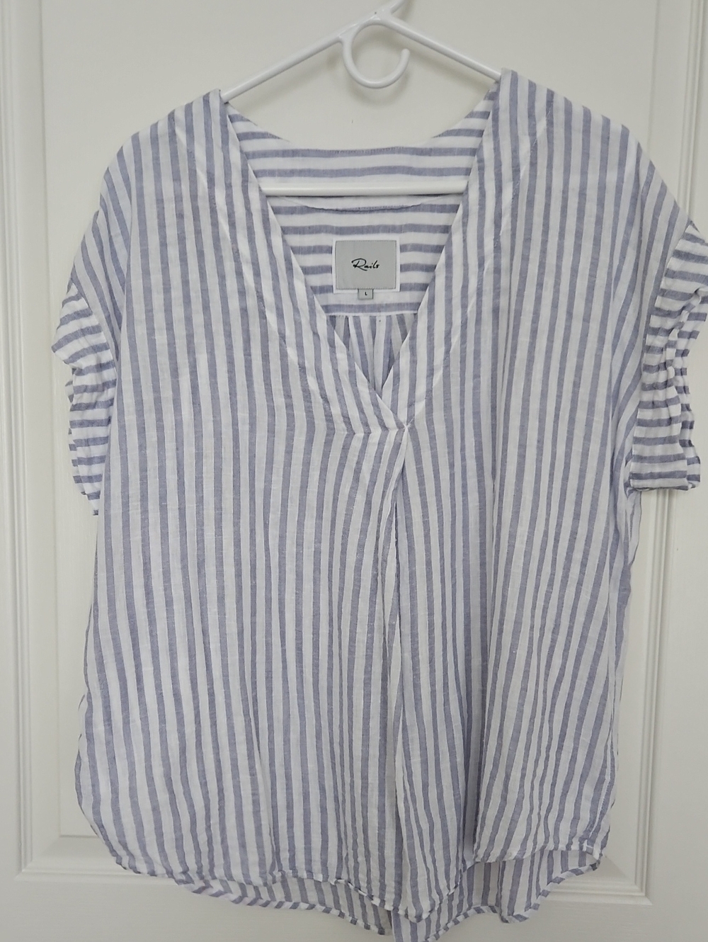 Rails Blue and White Striped V-Neck Short Sleeve Blouse, Large